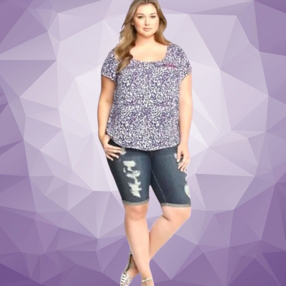 TORRID Plus Size Animal Print Cutout Back Short Sleeve  Top 3X - Picture 1 of 16